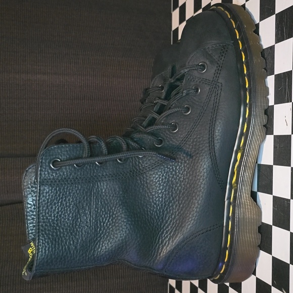 Made in England Dr Martens Boots - Picture 7 of 13